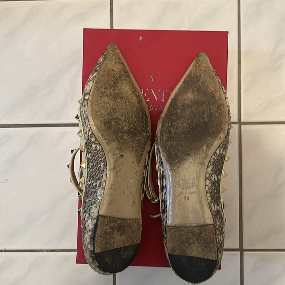 Valentino Garavani Rockstud Leather Ballet Flats - Picture 6 of 6